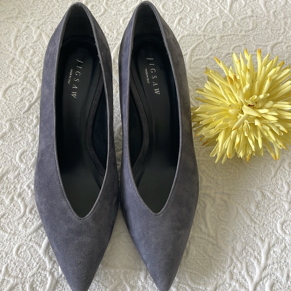 GREY SUEDE PUMPS MADE IN ITALY SIZE 7 EXCELLENT CONDITION! - Picture 7 of 7